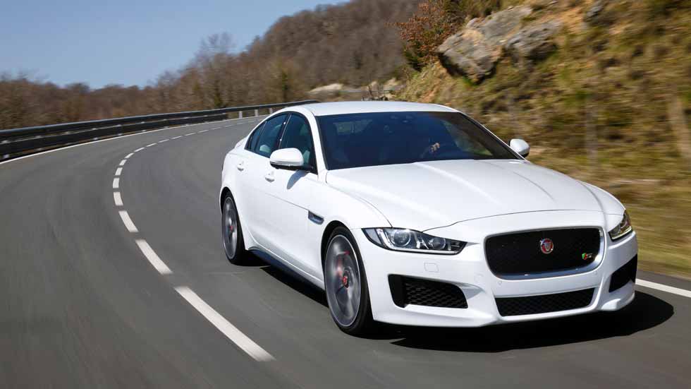 Jaguar y Land Rover estrenarán motores de gasolina Ingenium