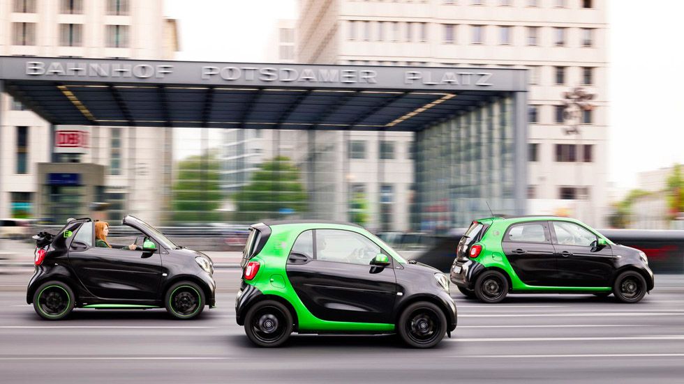 Smart fortwo y forfour eléctricos 2017: electrificación urbana
