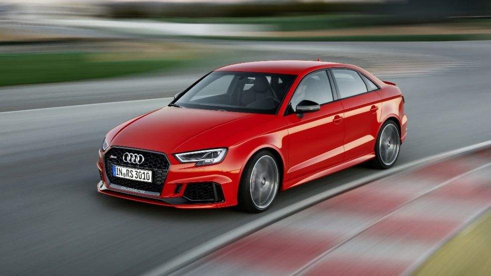 Audi RS 3 Sedán 2017: 4 puertas y 400 CV de potencia
