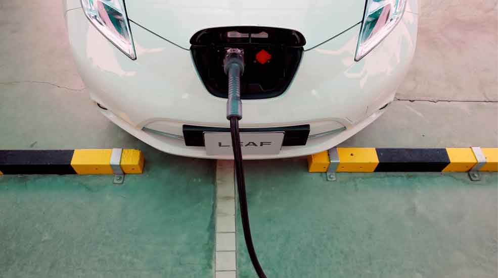 Patentan en Barcelona un sistema para recargar coches eléctricos en edificios