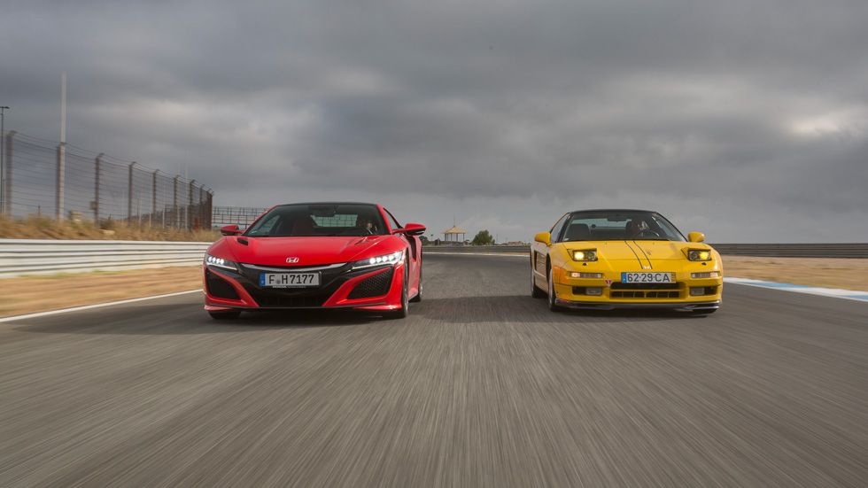 Honda NSX de los años 90 vs Honda NSX nuevo
