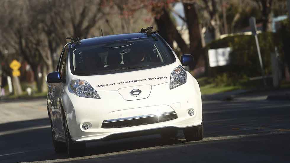 ¿Cuáles son los desafíos de los coches que conducen solos?