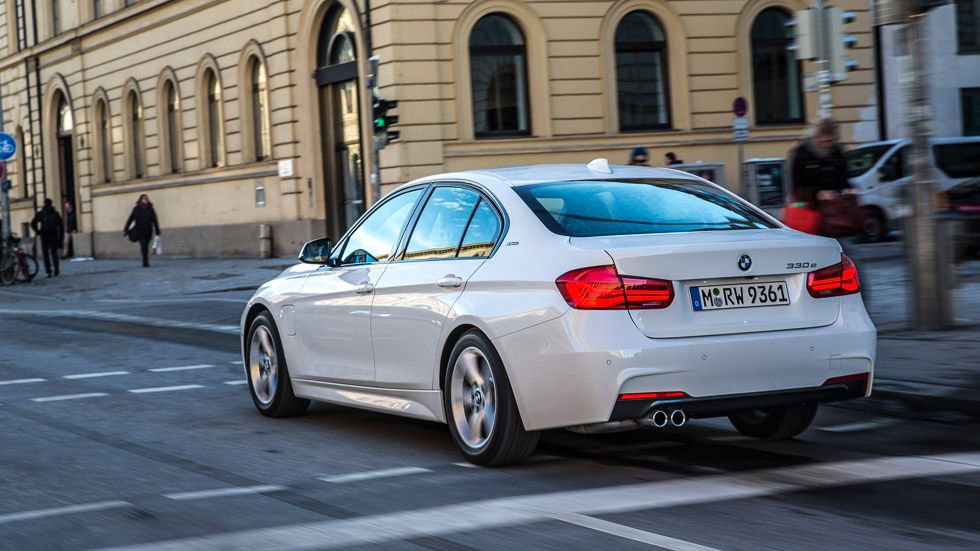 BMW 330e: a prueba un Serie 3 muy deportivo y eficiente