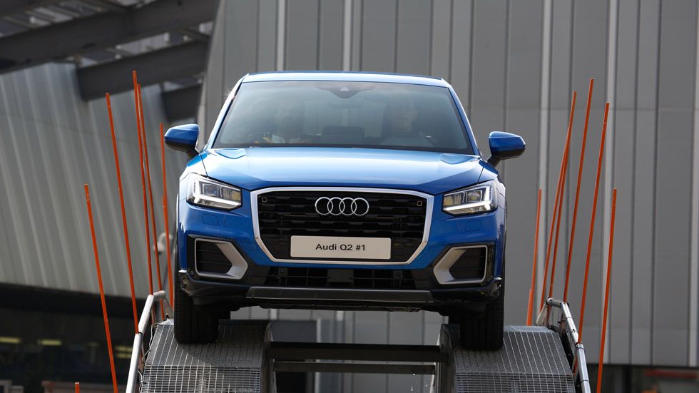 El Audi Q2 y los otros coches Audi de los jugadores del FC Barcelona