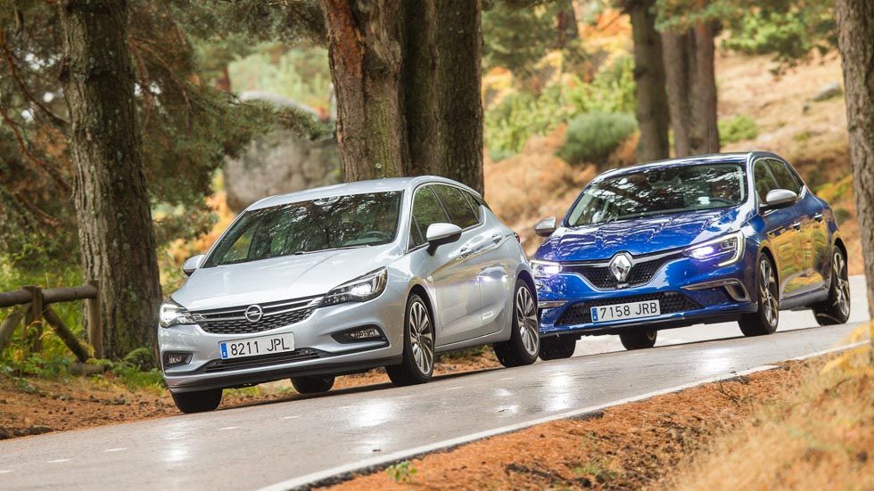 Renault Megane GT vs Opel Astra Turbo: dos gasolina, frente a frente