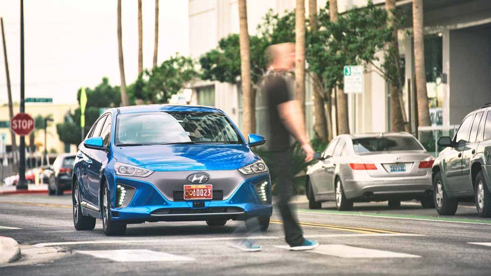 Hyundai desvela un prototipo de Ioniq autónomo