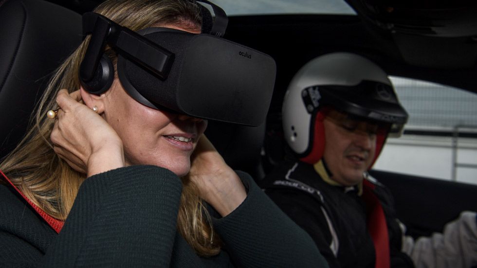 Así es la Mercedes AMG Virtual Race, carrera virtual por las calles de Madrid