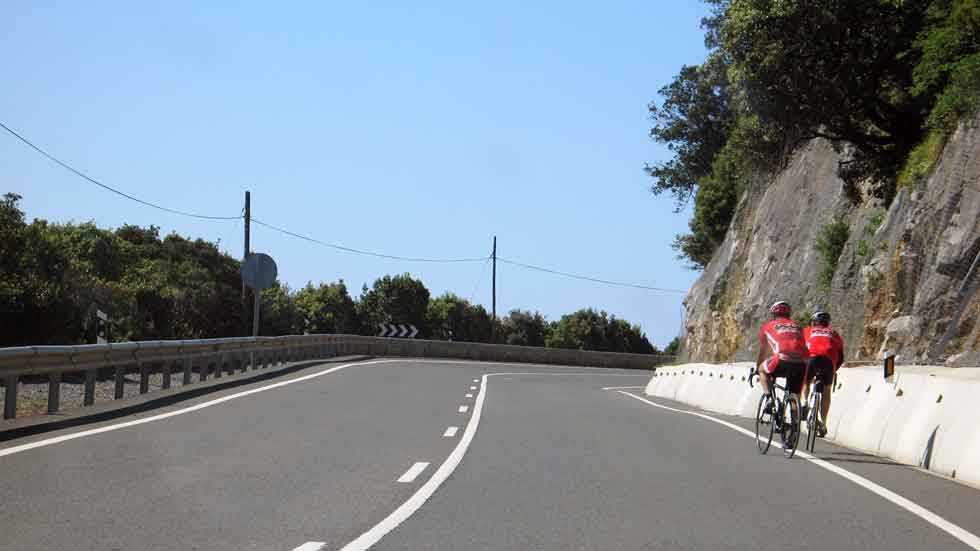 El RACE propone un carné por puntos para los ciclistas