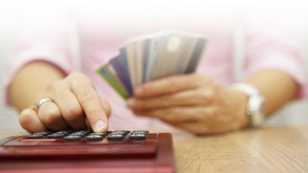 Tarjetas descuento en gasolina, seguros, tiendas… ¡Ahorra!