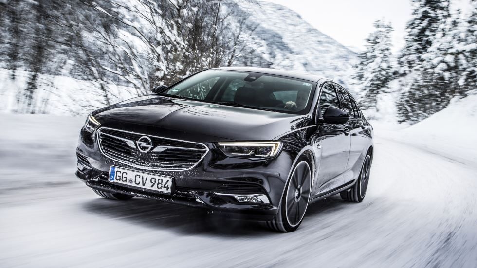 El Opel Insignia Grand Sport estrena tracción 4x4 con reparto vectorial de par
