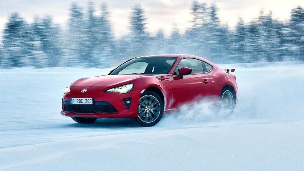 Toyota GT86 2017: prueba y vídeo del deportivo asequible