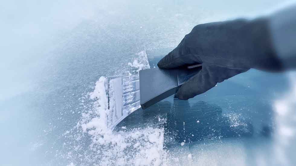 Cómo proteger el parabrisas ante el frío y el hielo