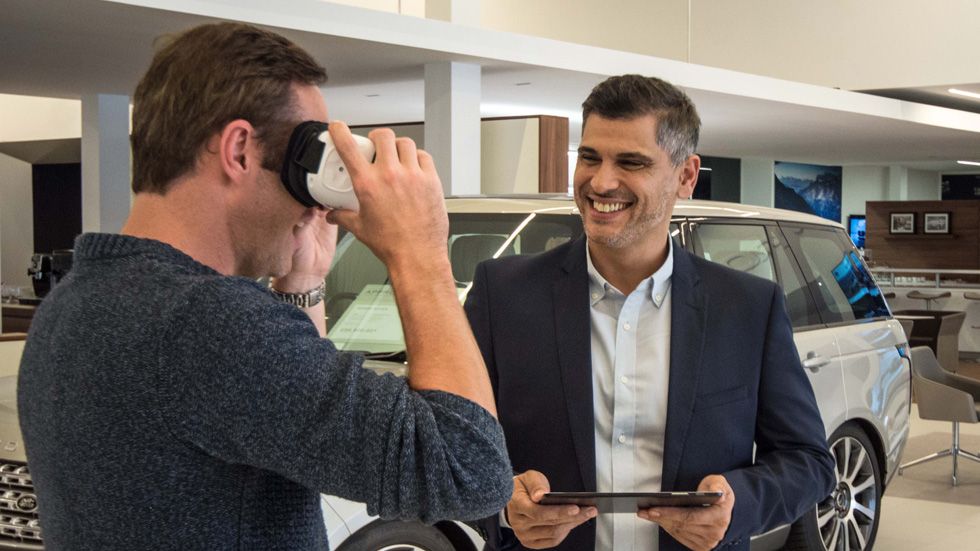 Así se puede comprar un coche mediante realidad virtual