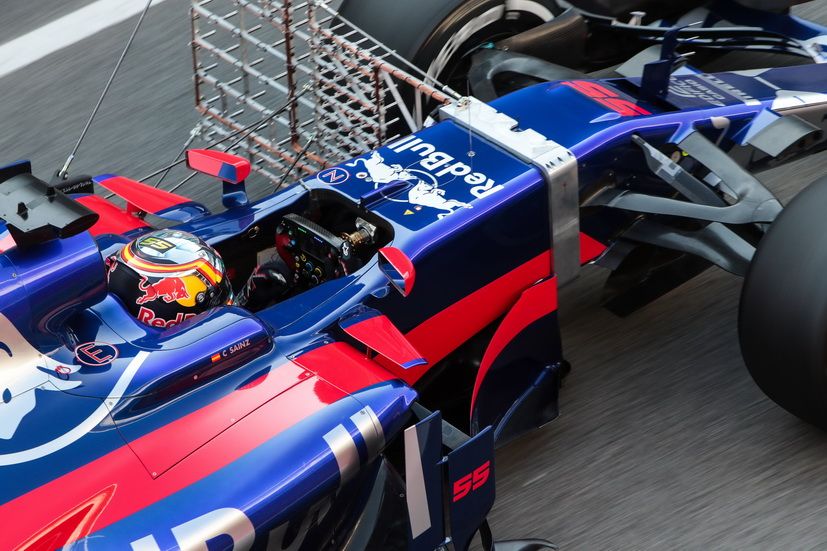 Primeras vueltas para Sainz en el Toro Rosso STR12