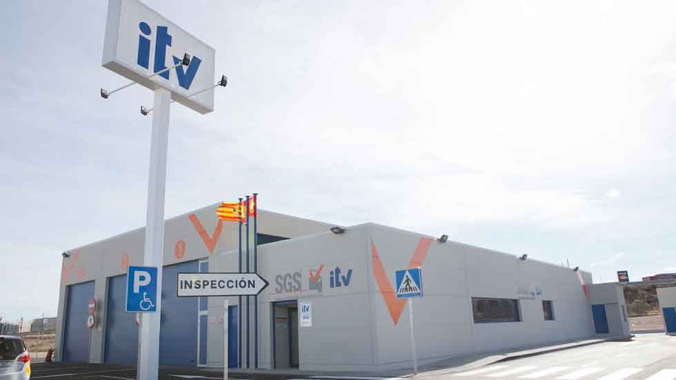 La DGT vigilará a los coches con la ITV caducada o denegada