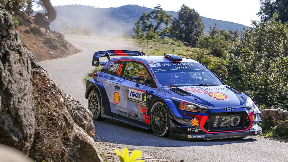 Tour de Corse 2017: Neuville gana, Sordo podium