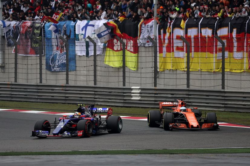 Gran Premio de China de F1: Flamante carrera la de Carlos Sainz