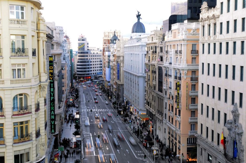 ¿Cuántos vehículos con seguro circulan por España?