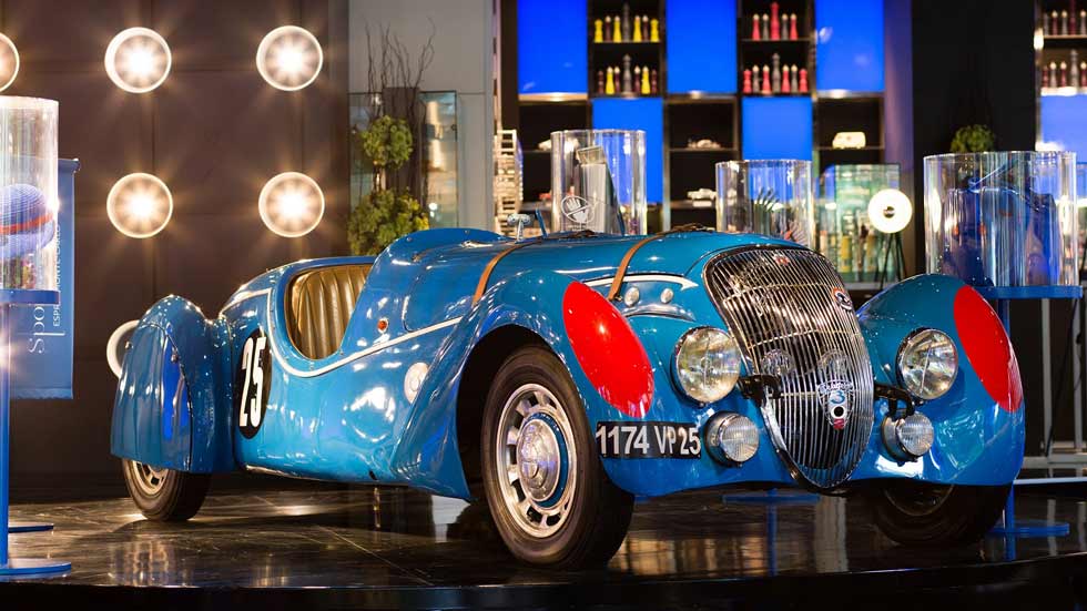 El emblemático Peugeot 402 cumple 75 años