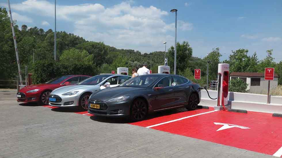 Todos los supercargadores de Tesla en España (gráfico)