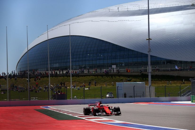GP de Rusia de F1: pole position de récord para Sebastian Vettel