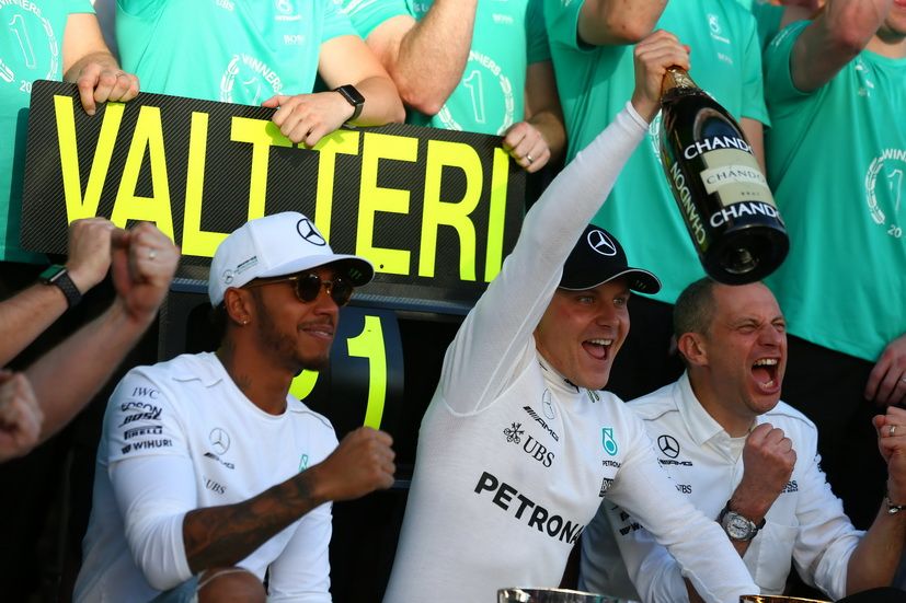 GP de Rusia de F1: gran celebración en Mercedes
