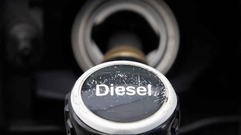 El fin del Diesel, más cerca: restricciones y caída en ventas