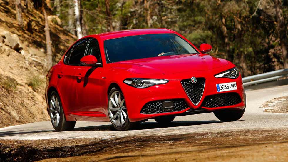Alfa Romeo Giulia 2.0 T Q4 Veloce, a prueba uno de los coches de moda