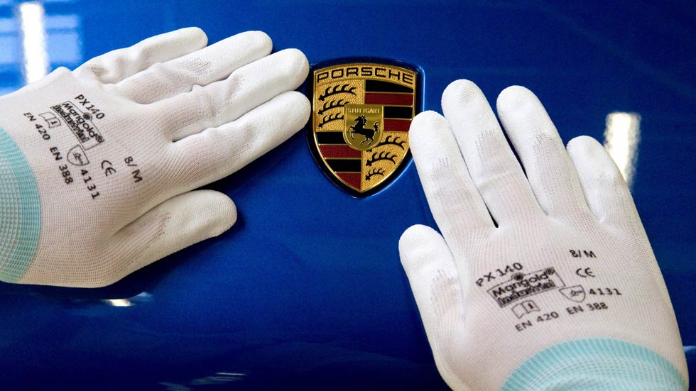 ¿Falsea Porsche las emisiones a través de la dirección de sus coches?