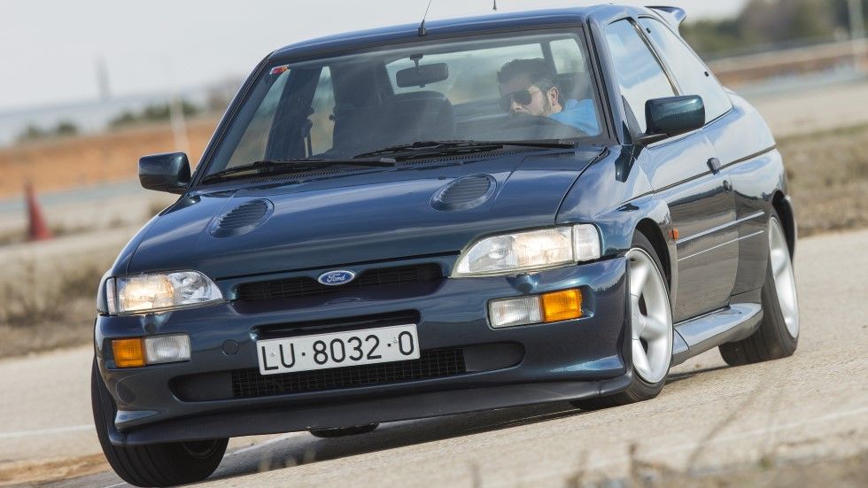 Coches para el recuerdo: Ford Escort RS Cosworth