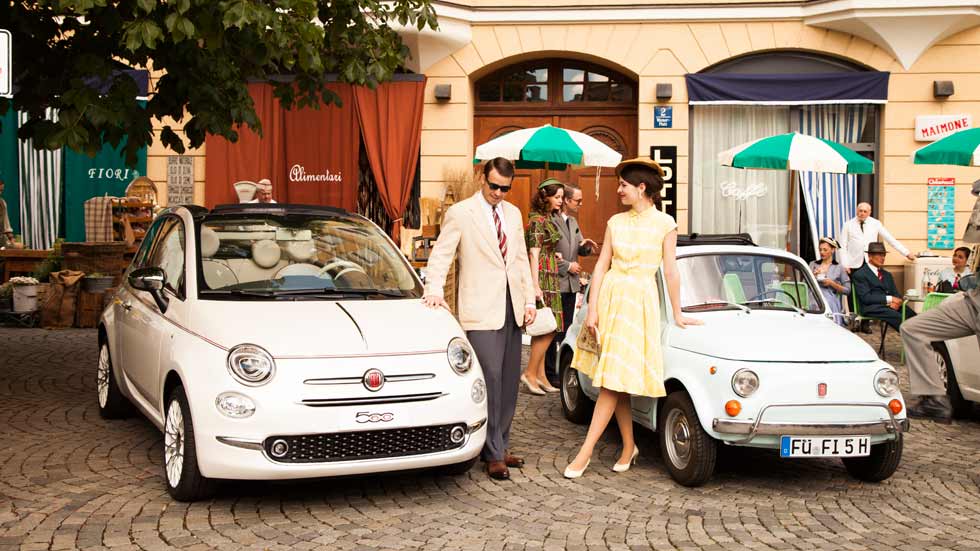 El Fiat 500 cumple 60 años: sus mejores fotos, los datos más curiosos...