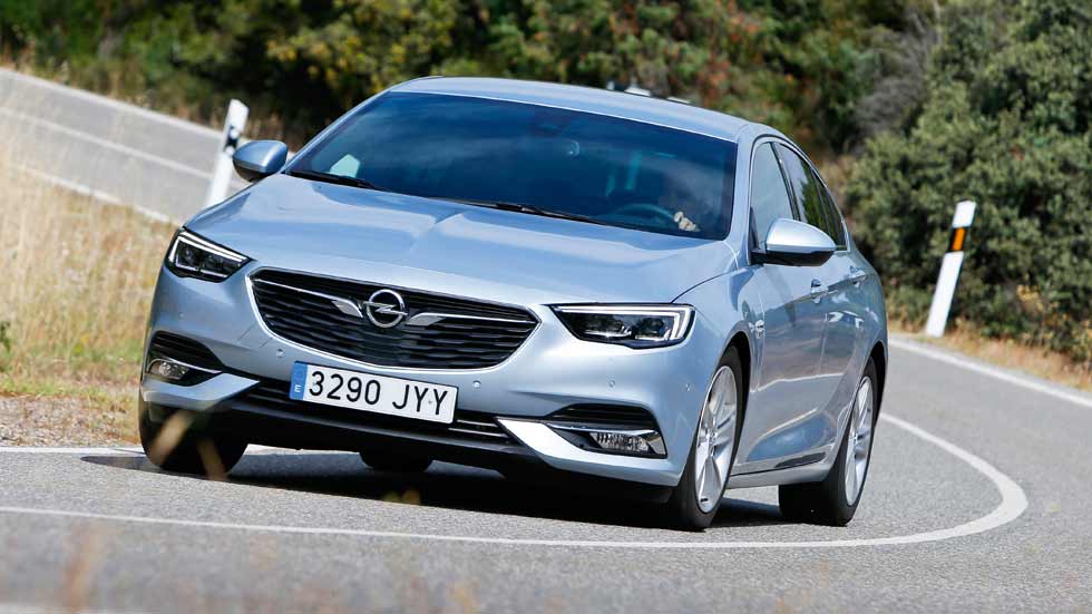 Medidas Opel Insignia: longitud, anchura, altura y maletero 