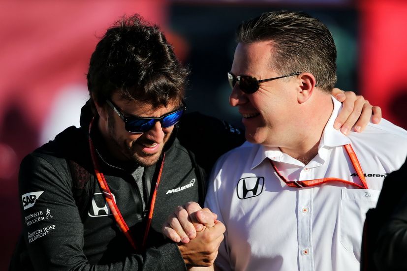 GP de Gran Bretaña de F1: Alonso podría seguir con McLaren en 2018