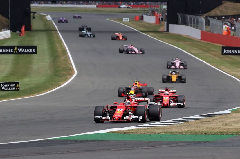 GP de Gran Bretaña de F1: los dos Ferrari pinchan al final de la carrera