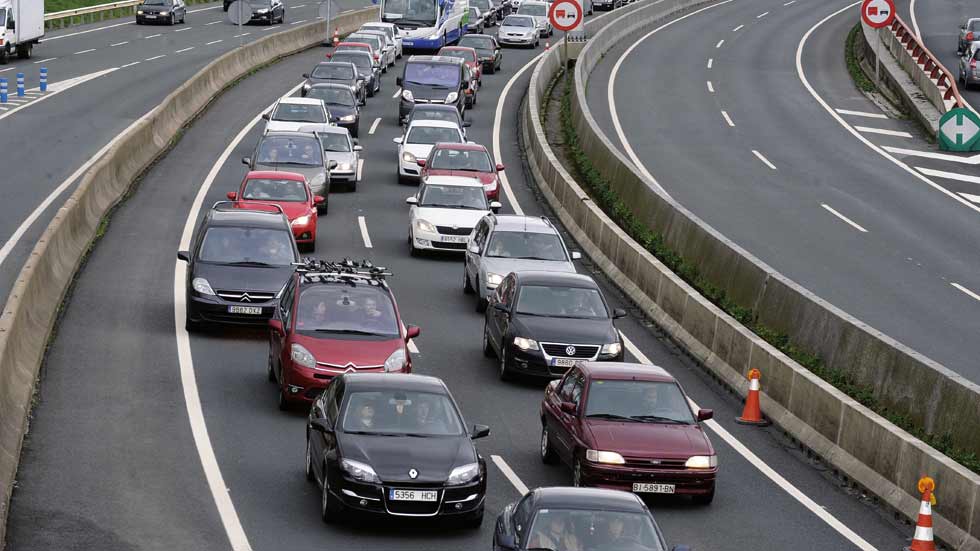 Las carreteras en agosto registrarán más de 45 millones de desplazamientos