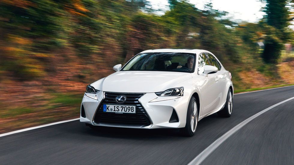 Lexus IS 300h: el Eco por bandera… de cuadros