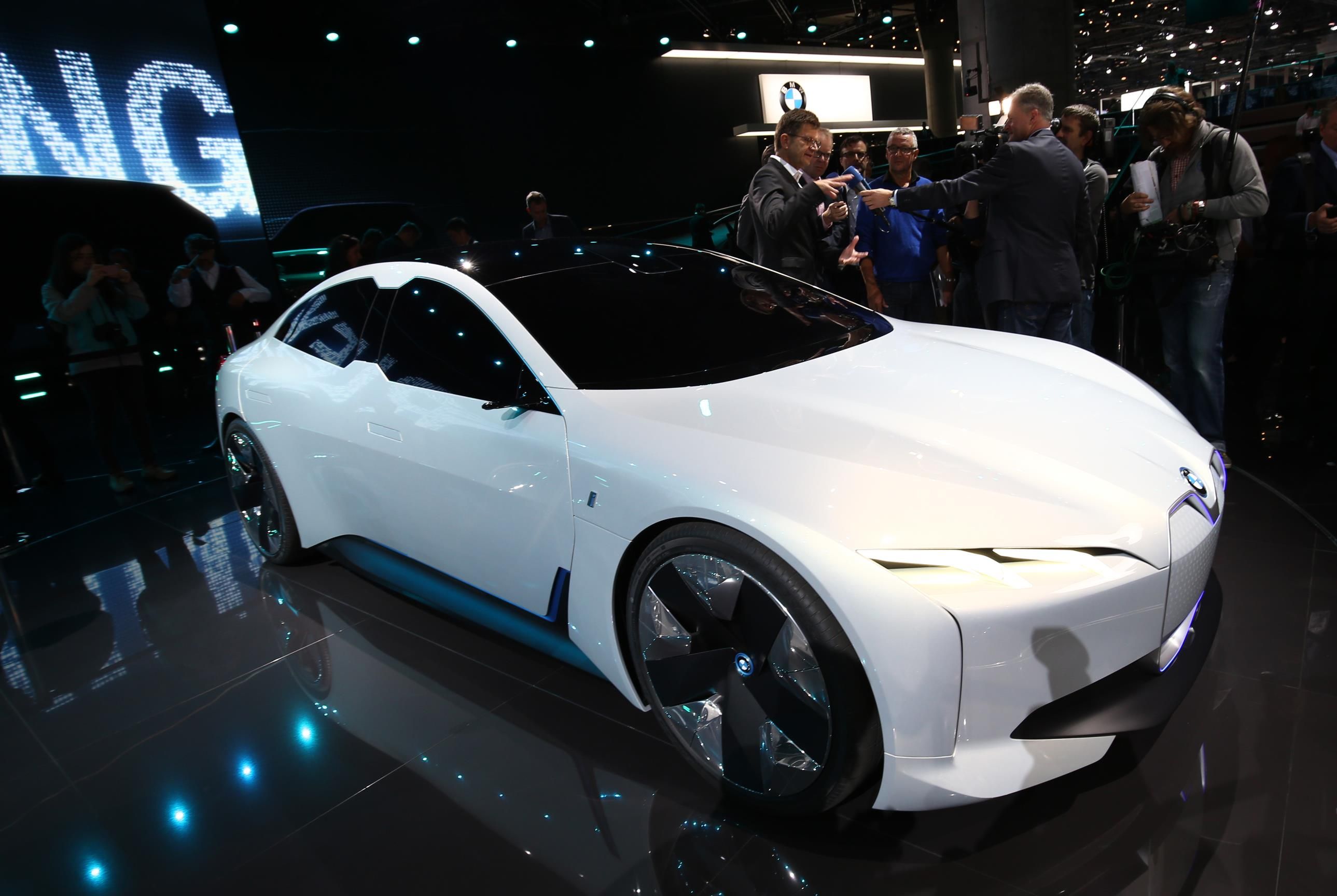 BMW i Vision Dynamics, el aperitivo del futuro i5
