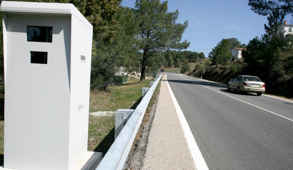 Multado por tres radares distintos de la DGT en la misma carretera