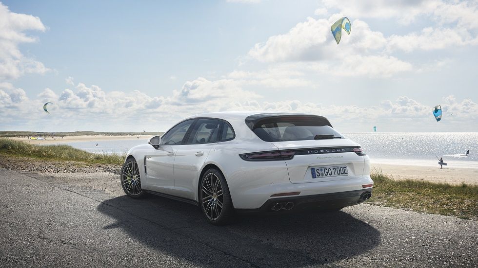 Porsche Panamera Turbo S E-Hybrid Sport Turismo: híbrido familiar de "sólo" 680 CV