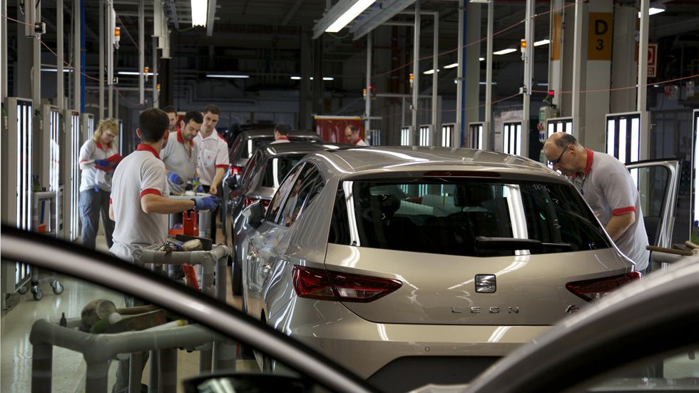 Cae la fabricación de coches en España