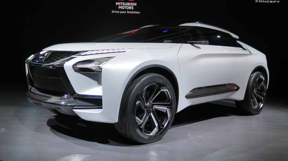 Mitsubishi e-Evolution Concept, el SUV que "hablará" contigo y "amarás"