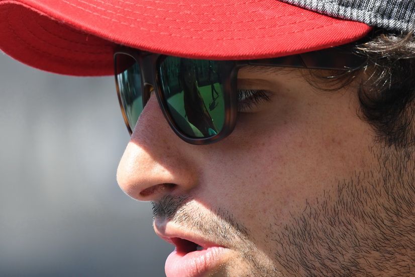 Fórmula 1: Carlos Sainz ya viste de Renault