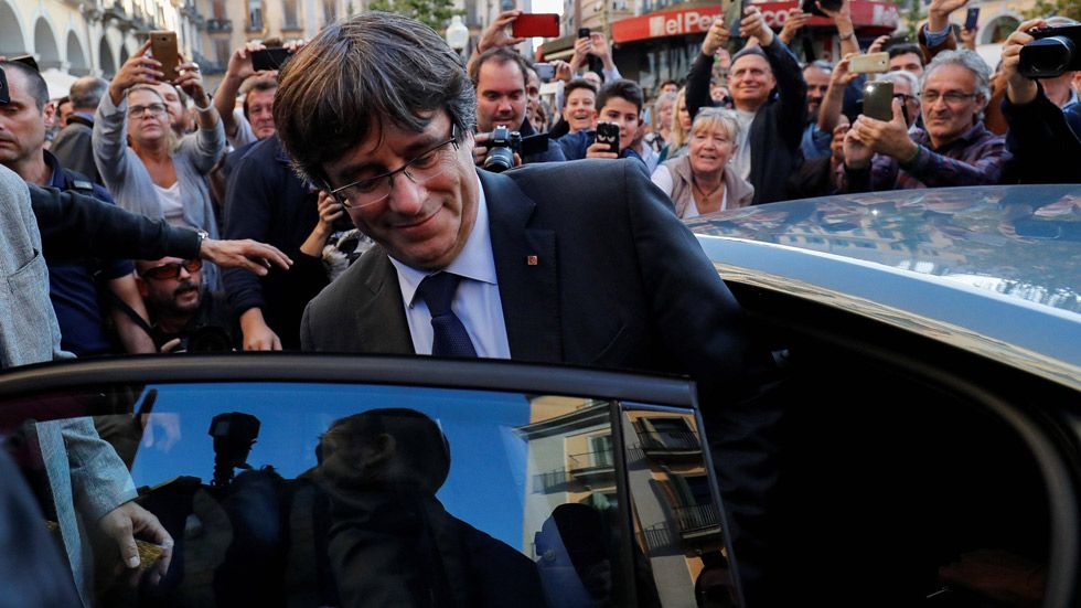 El Gobierno retira los coches oficiales de la Generalitat de Cataluña