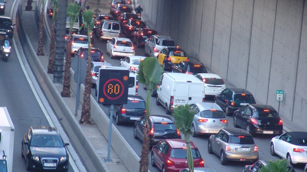 Las ventas de coches a particulares se estancan en Cataluña