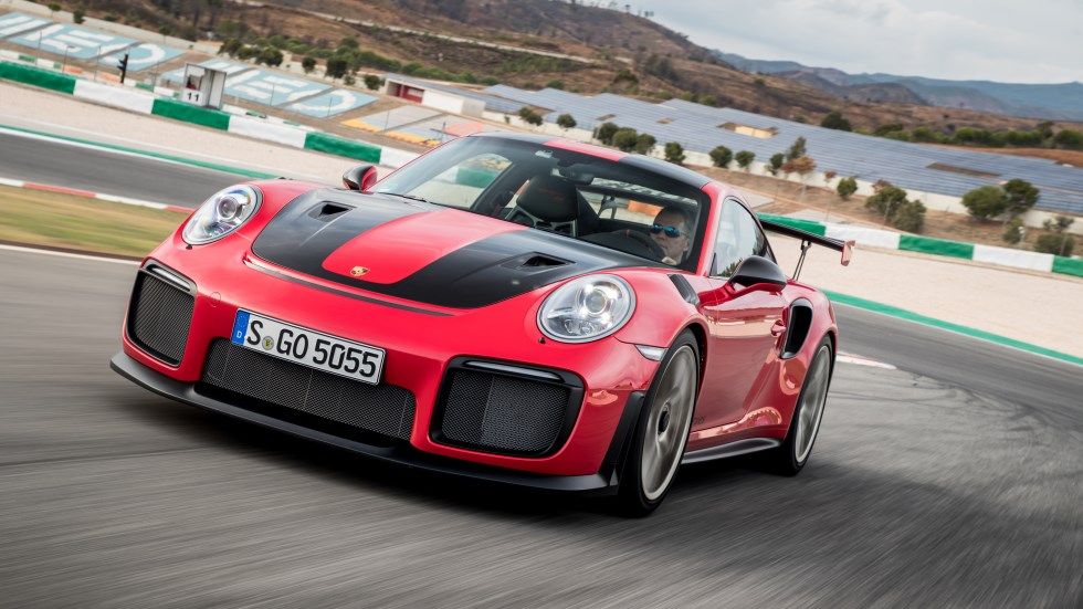 Porsche 911 GT2 RS: ¡probamos el coche de producción más rápido!