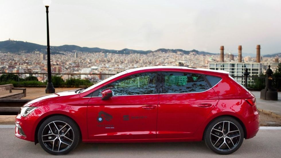 ¡Exclusiva! Seat León Cristóbal: así es el coche que será tu ángel de la guarda