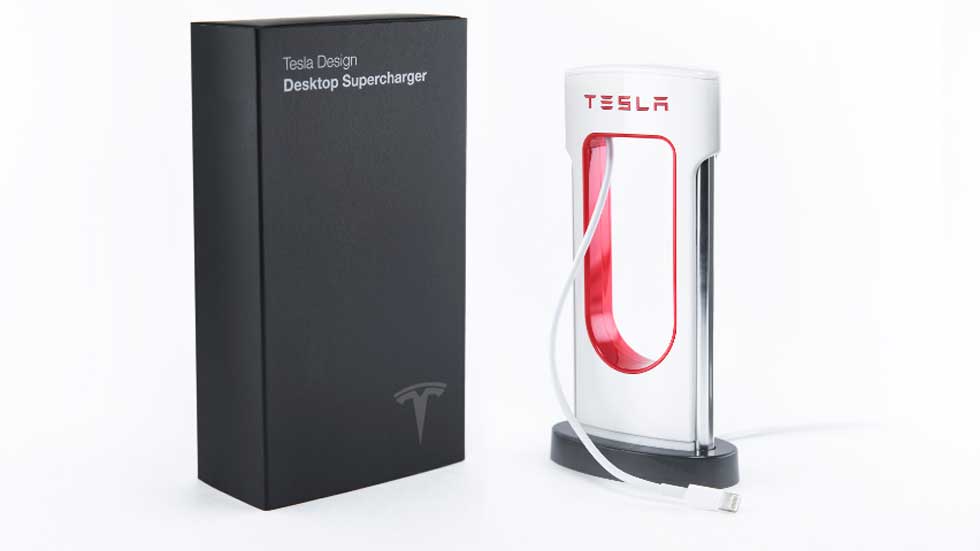 Descubre cómo es el supercargador de Tesla para smartphones