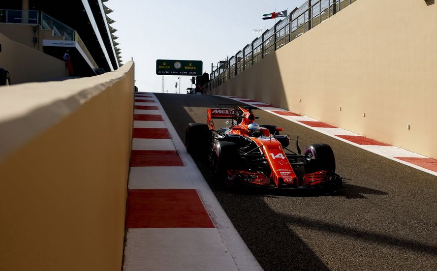 GP de Abu Dabi: Fernando Alonso entre los diez primeros