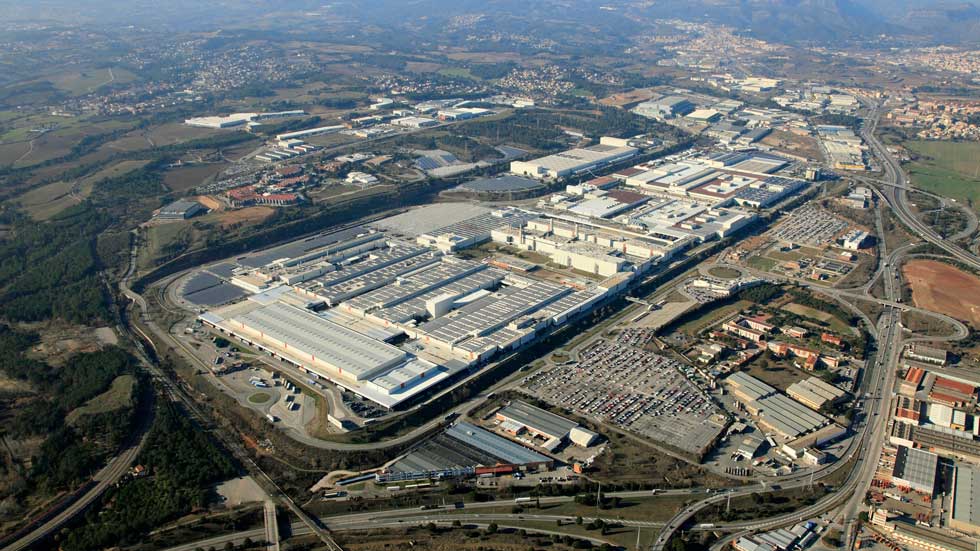 Seat anuncia una paga extra este mes para sus empleados