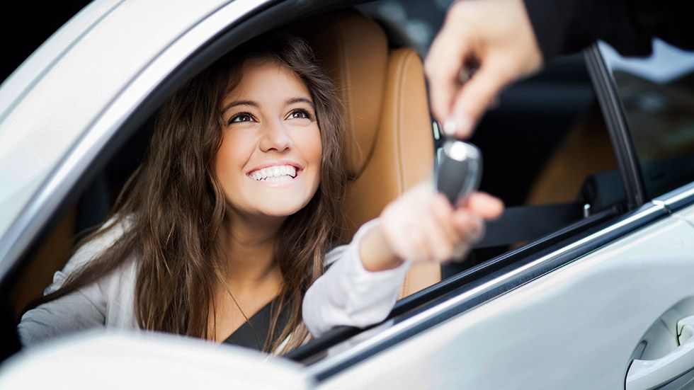 Conoce las ventajas principales de contratar un coche de renting